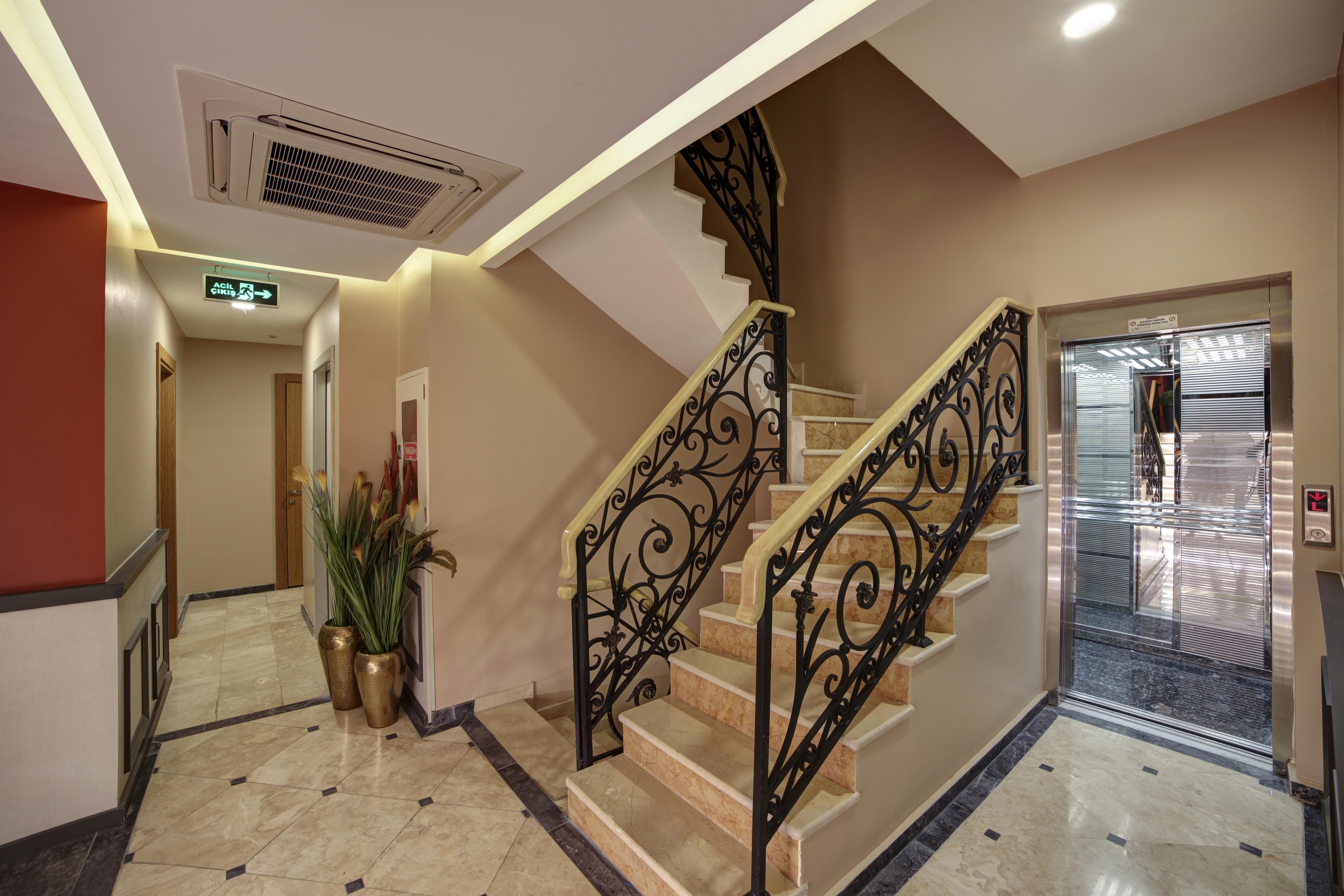 The Fox Hotel Istanbul Ngoại thất bức ảnh